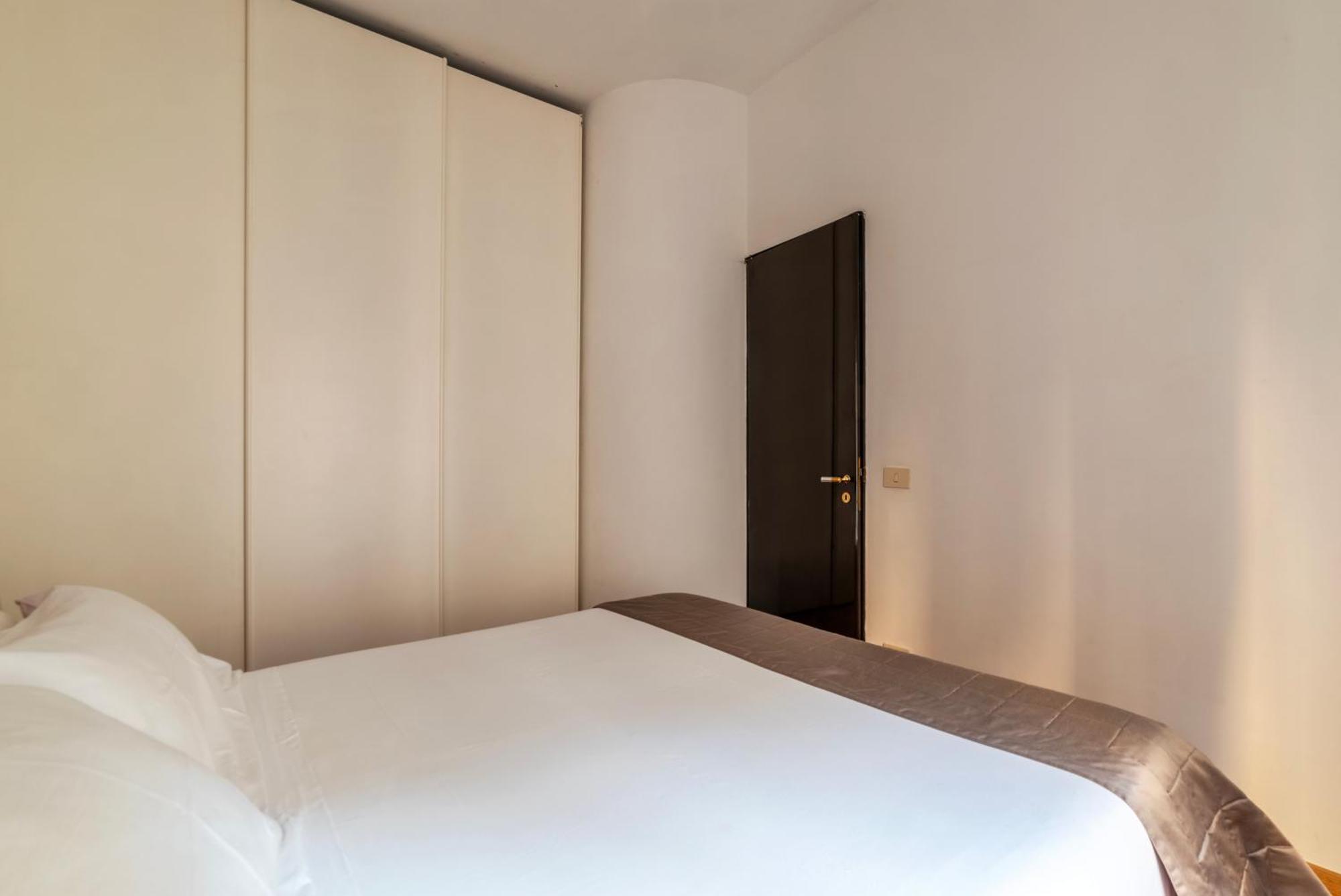 Via Del Pie Di Marmo Private Apartment Rom Eksteriør billede
