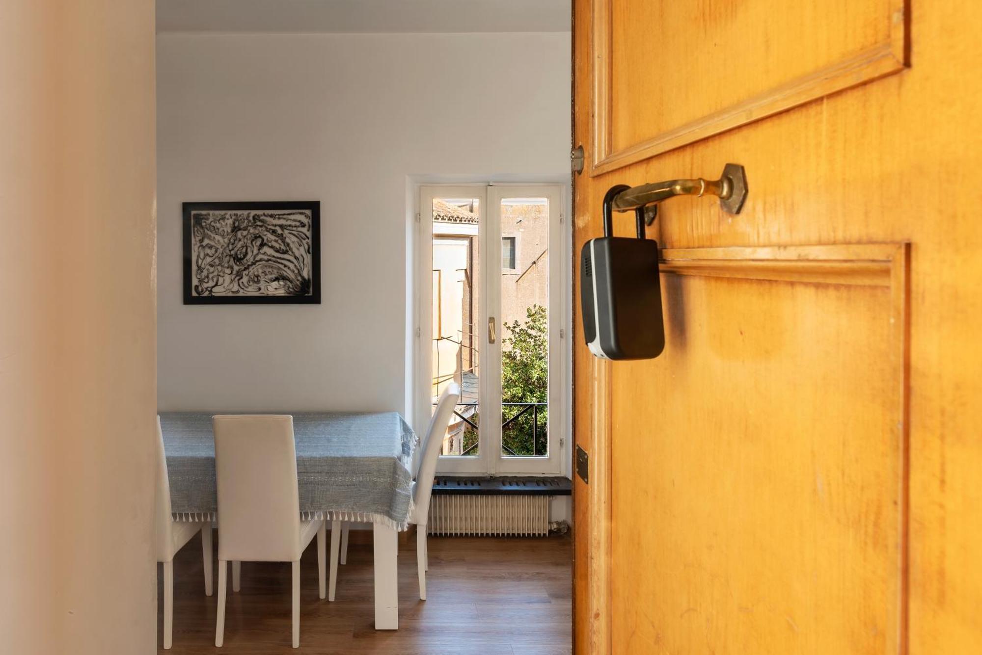 Via Del Pie Di Marmo Private Apartment Rom Eksteriør billede
